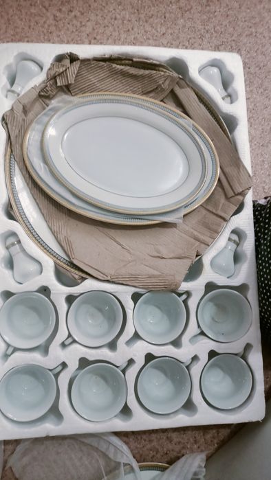 Срочно продам новый сервиз