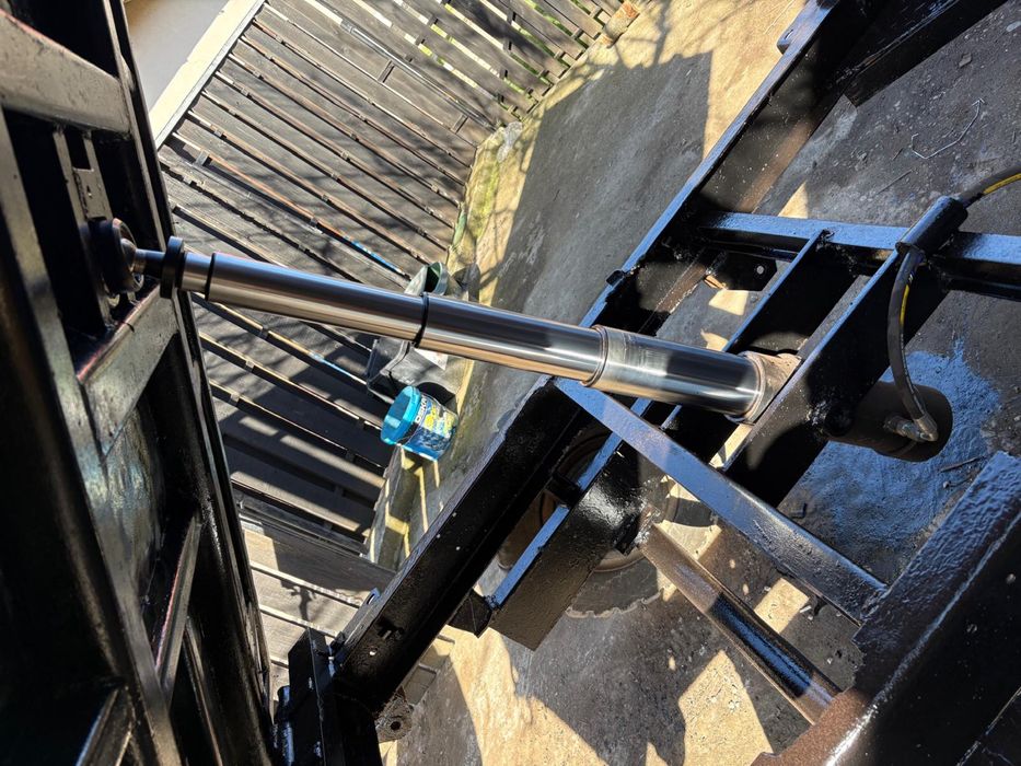 Vand remorca basculabila