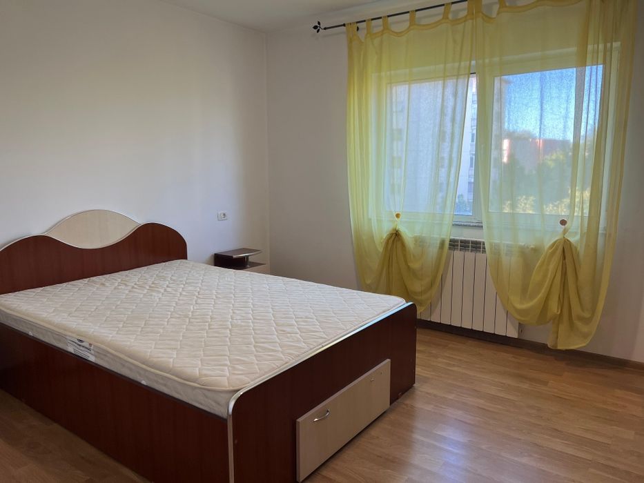 Apartament cu 3 camere mobilat zona Buzăului