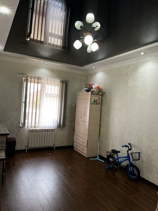 Продается 1- ная кв с отличным ремонтом и мебелью . Срочно