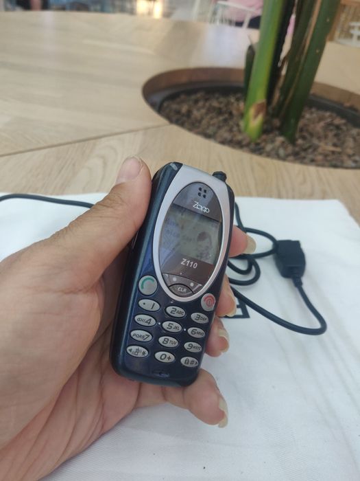 Telefon Zapp Z110 functional si cu incarcator