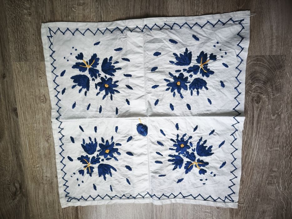 Карета от плат с бродерия