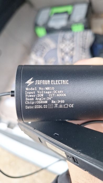 Продам светильник для магнитного трека