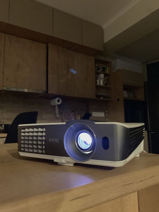 Аренда проектора и экрана