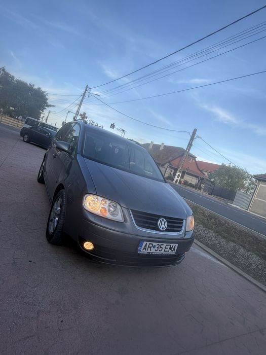 VOLKSWAGEN Touran 2008 — imagine 4