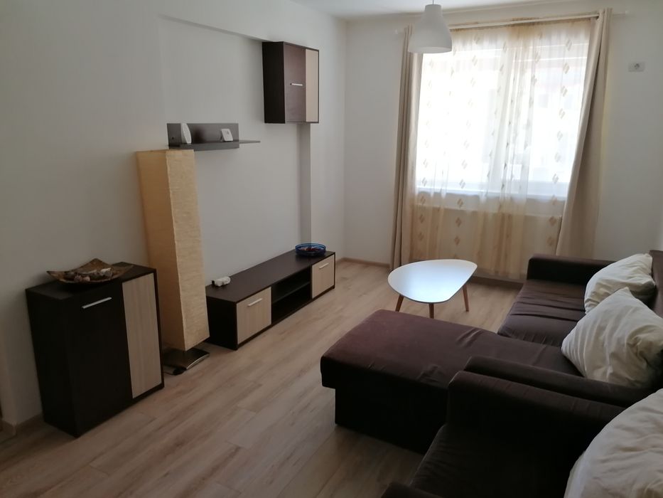 Apartament de închiriat