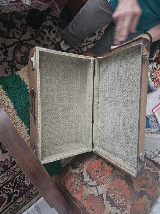 Ретро куфарче от 90-те години
