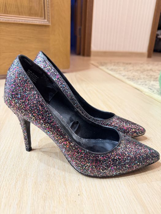Туфли вечерние блестящие