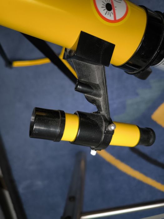 Ахроматичен рефракторен телескоп