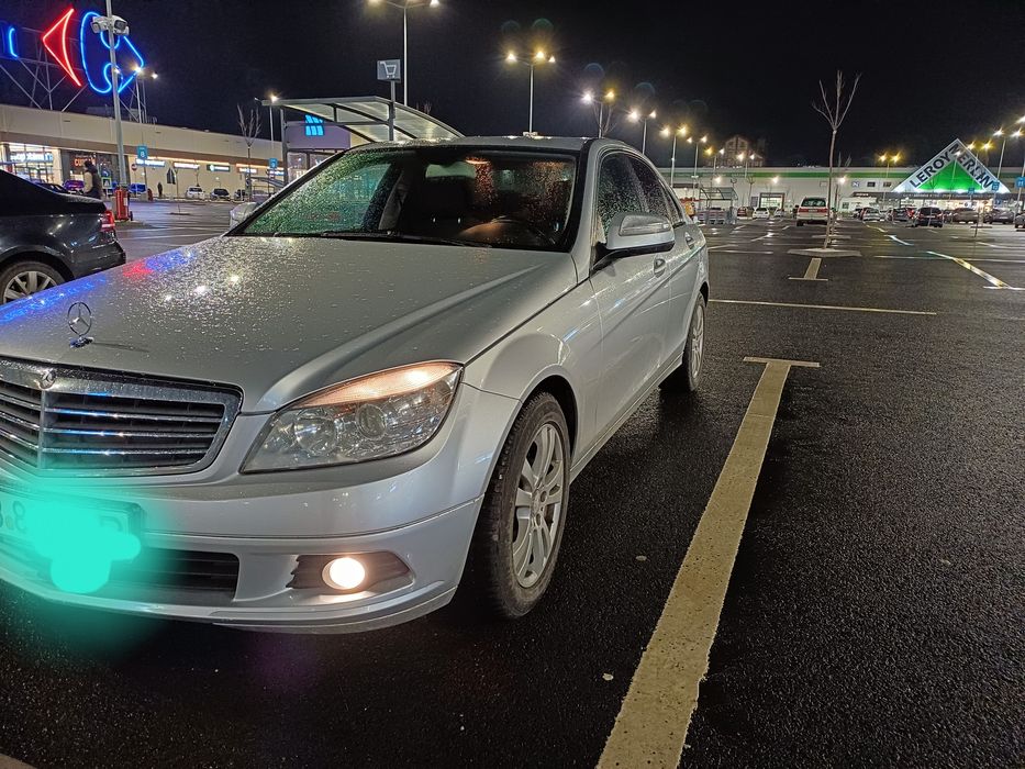 Mercedes Benz C200