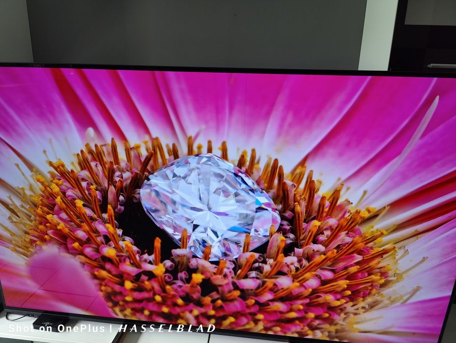Oled Телевизор Sony 77 инча Android TV  модел 2021г. с два суббуфера