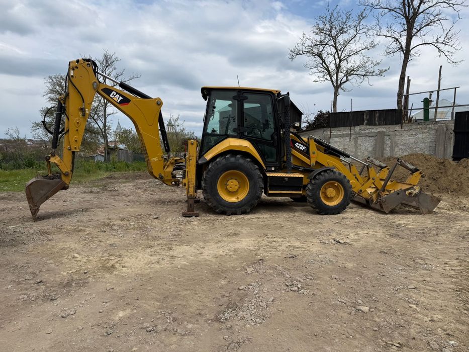 Buldoexcavator Caterpillar!!