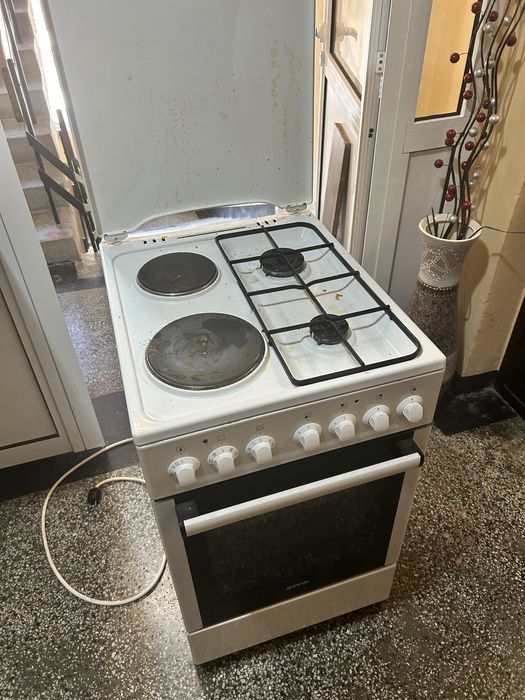 Фурна Gorenje + Абсорбатор Höbert бонус apple Ipad Air 2