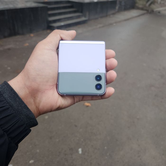 Samsung Z flip 3 5G 256gb