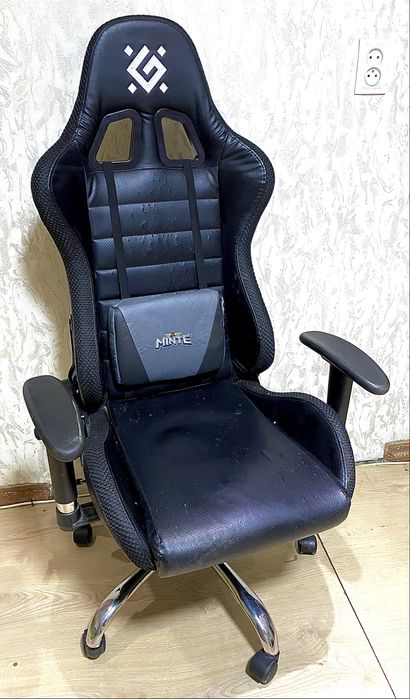 Продам кресло игровое