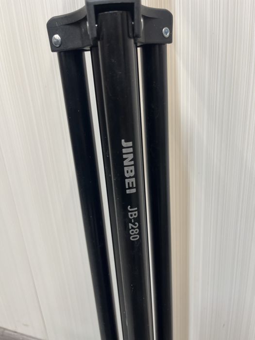 Стойки для света Godox