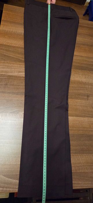Costum barbati de culoare visinie