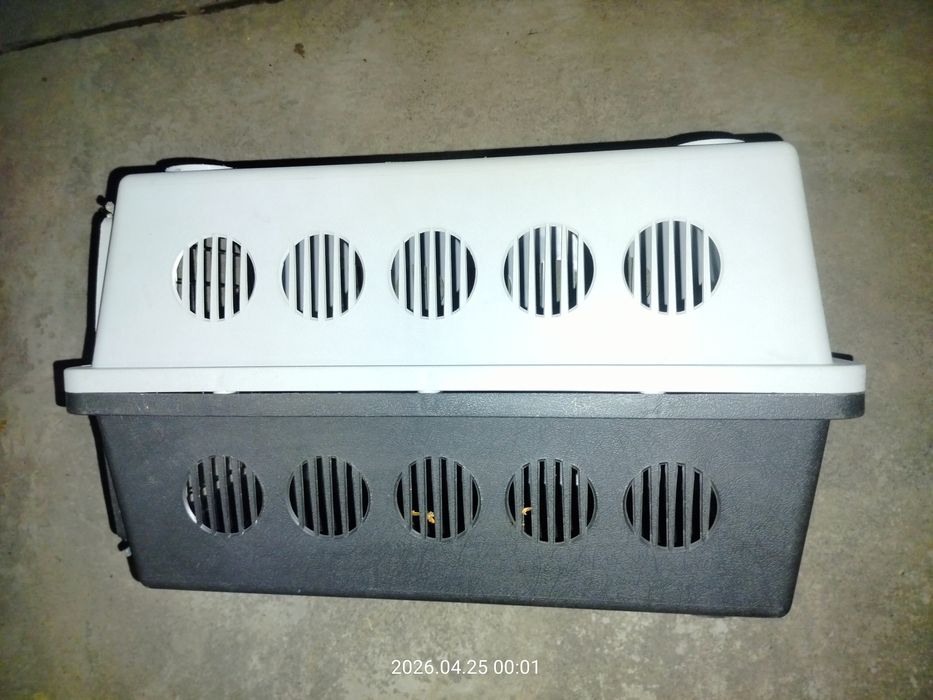 Продам бокс для перевозки  ( BOBY BOX ) домашних питомцев !