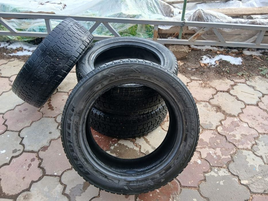 Продам зимние шины