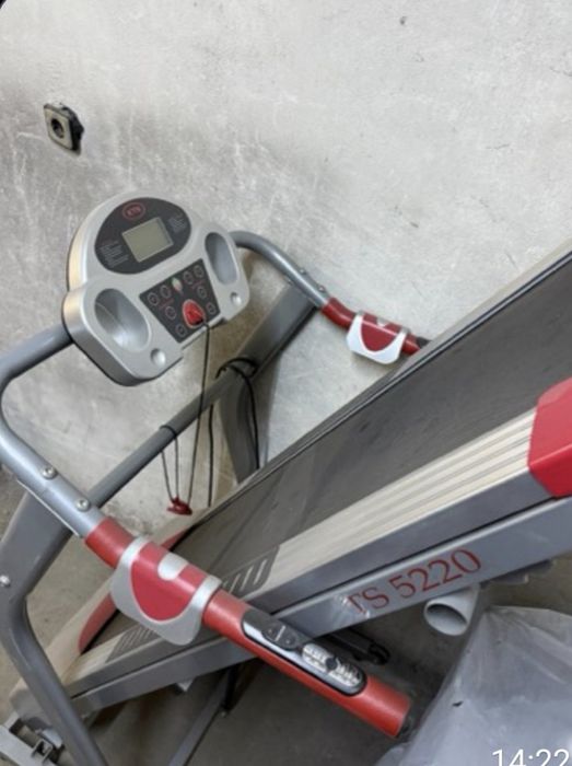 Бягаща пътека Запазена!