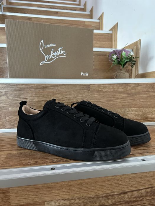 Vand Christian Louboutin