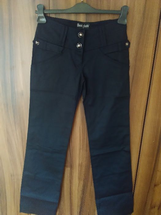 Красиви Дамски  Панталони в черно и бежово