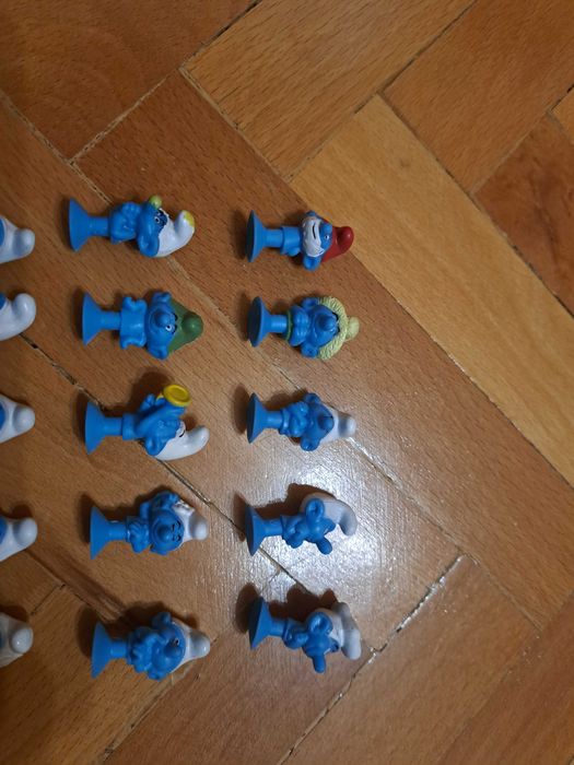 Lot 23 de stikeez Strumfi