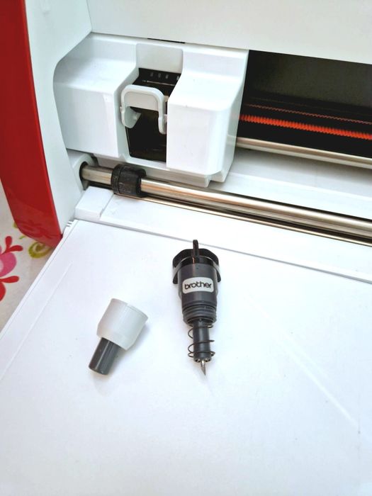 Vând Plotter ScanNCut Brother SDX900