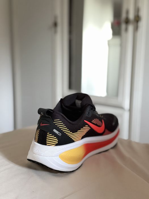 Adidasi nike vomero 18