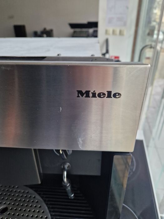 Кафемашина за вграждане Miele