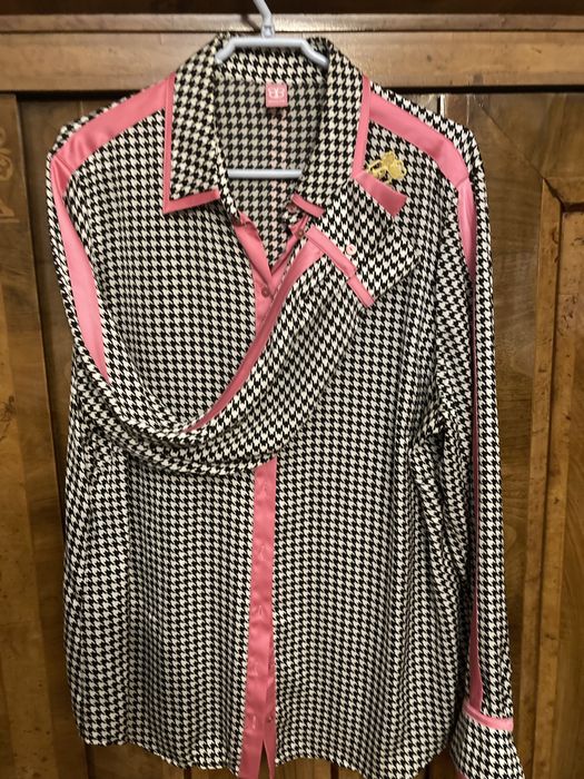 Bluza dama , masura 48, alb cu negru si garnitura roz fucsia