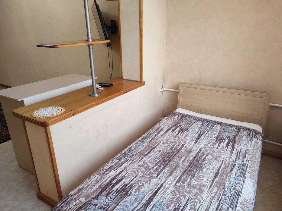 Продатеся  2х комнатная квартира Алгоритм 30кв