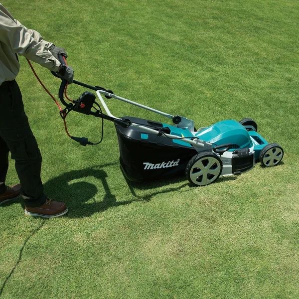 Электрическая газонокосилка Makita ELM4620 Japan