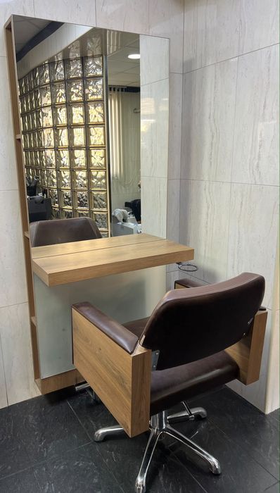 Mobilier salon de coafura