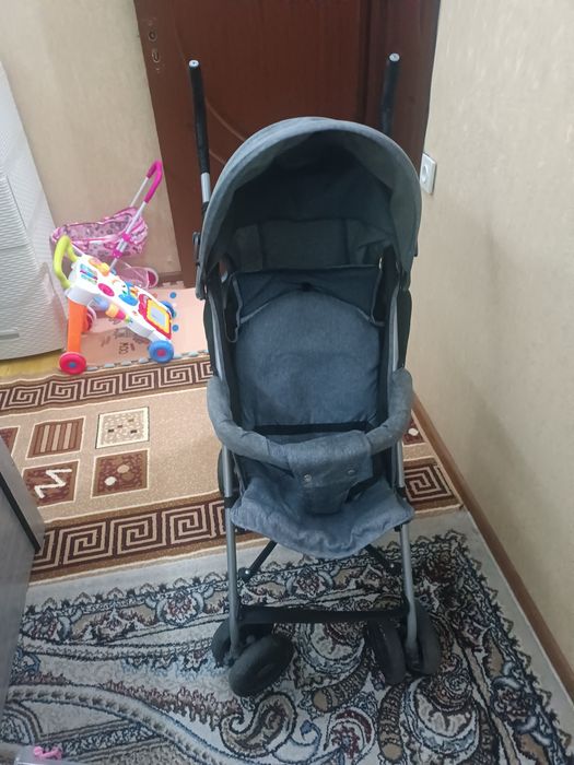 Коляска прогулочная