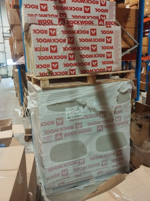 Продавам фасадна каменна вата