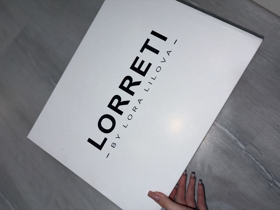 Рокля на LORRETI
