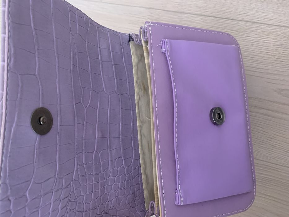 Дамски чанти за рамо