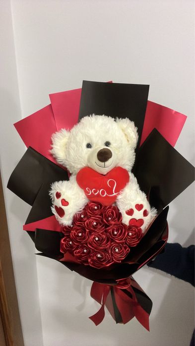 Ръчно изработен букет- -Stitch / Мече “Love”