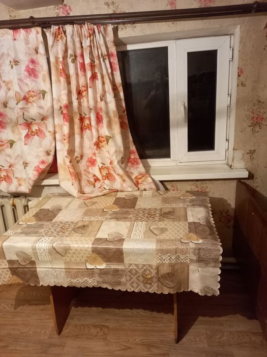 Сдам  комнату  РН  ЦГБ  ХОД  ОДЕЛНО  ЧАСНОМ