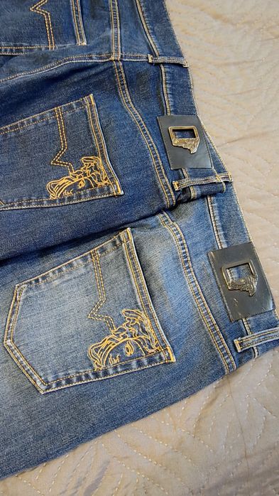 Versace оригинални дънки два броя, номер 30