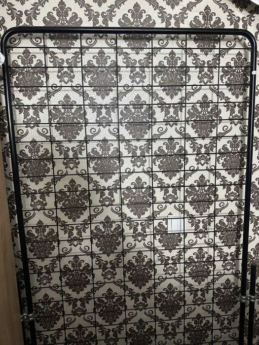 ПРОМО! Стелаж решетка за куки със стойка черен