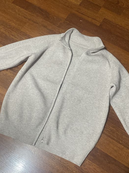 Теплая кофта с двойным замком