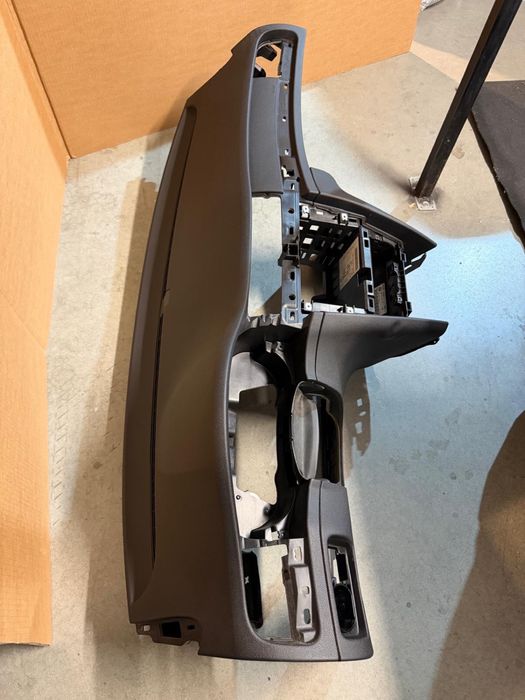 Plansa bord skoda superb 2