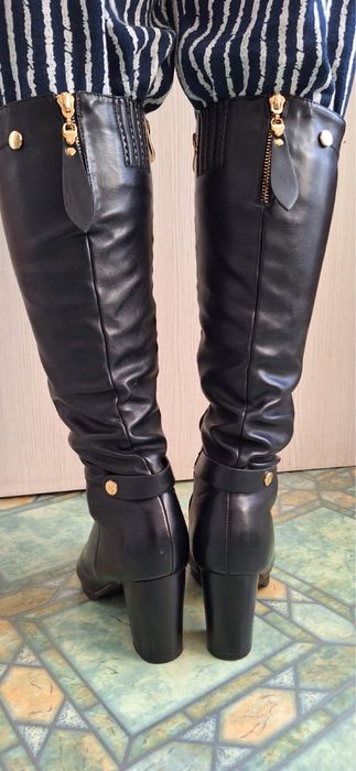 Осенняя обувь черного цвета