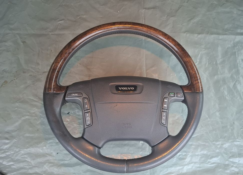 Volvo волан s80 v70