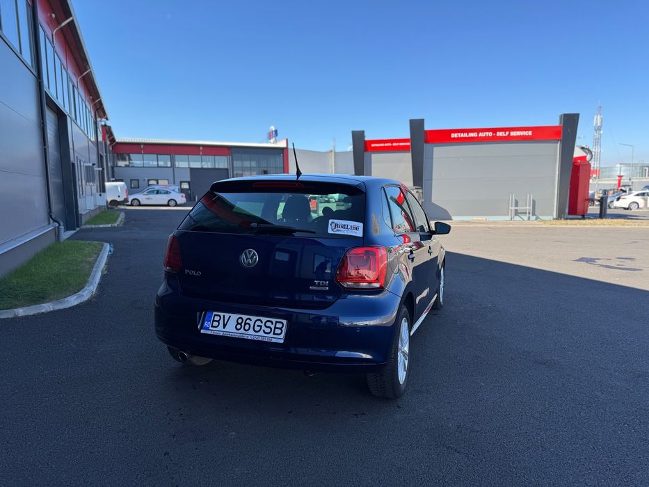 VOLKSWAGEN Polo 2012 — imagine 7