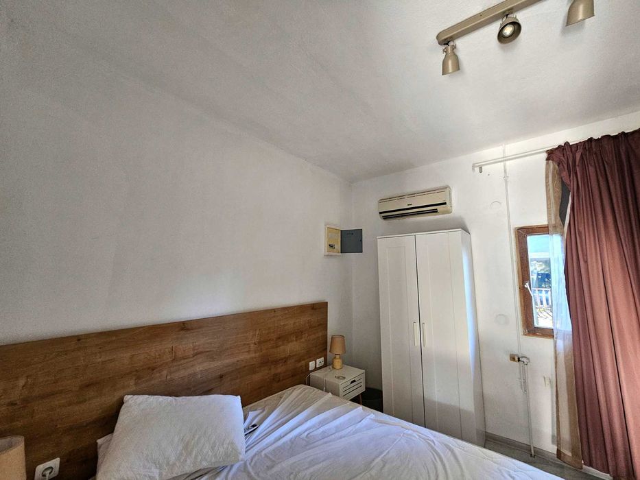 ЗА ПРОДАЖБА ХОТЕЛ 215 кв.м. на плажа RACHONIUS THASOU (код 4689)