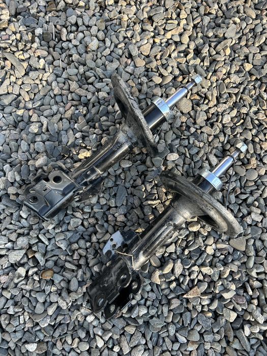 Амортизаторы Камри 35