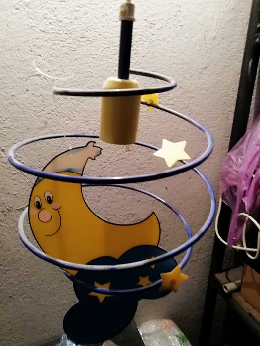 Детски полилей с една крушка